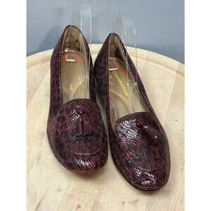 Comfortiva Leather Snakeskin Print Closed Toe Loafers Red Womens 9.5